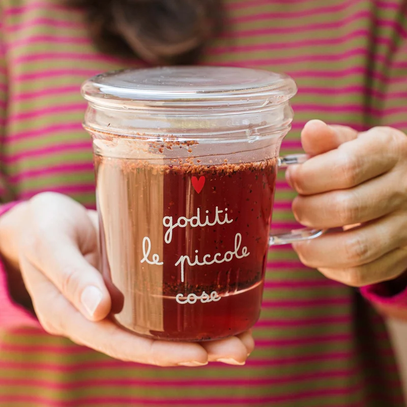 Mug con Infusore Goditi le piccole cose