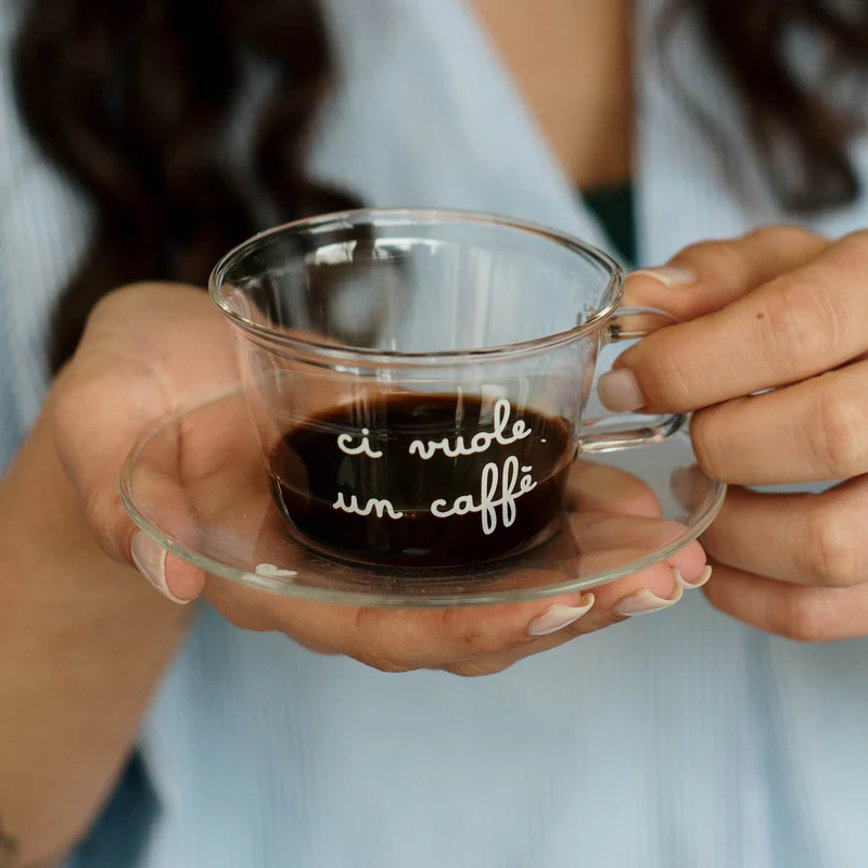 Set 2 tazzine espresso con piattino Ci vuole un caffè