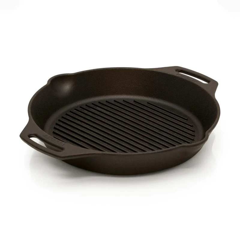 Grill fire pan with handle