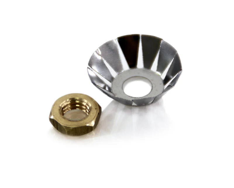 Spreader pump leather with nut