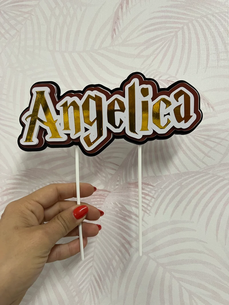 Cake topper in cartoncino